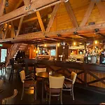 Met 3 Slaapkamers In Bosrijke Omgeving Vakantiehuis *